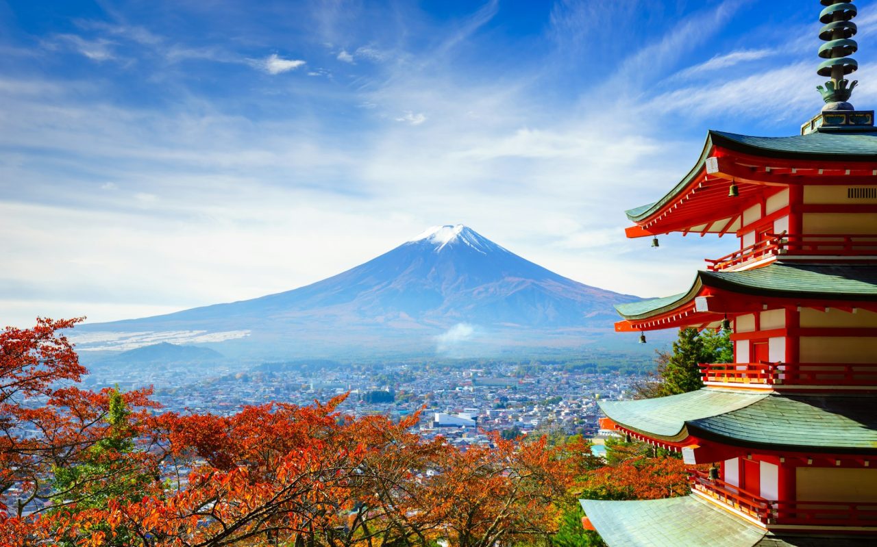 mt-fuji-with-chureito-pagoda-fujiyoshida-japan.jpg